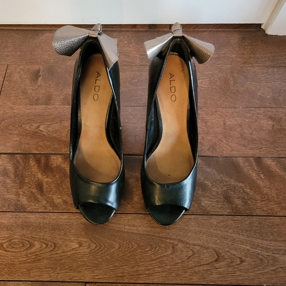 Aldo Stilettos - Picture 2 of 4
